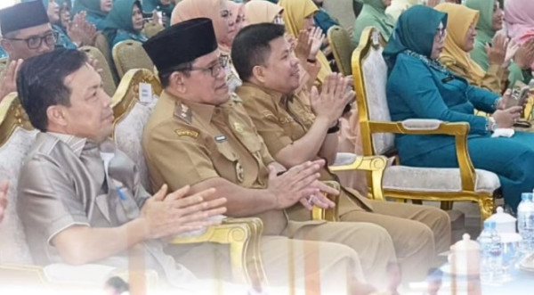 Apresiasi Program GASKAN, Bupati Satono Dorong TP-PKK Sambas Perluas Gerakan Kebersihan hingga Pelosok Desa