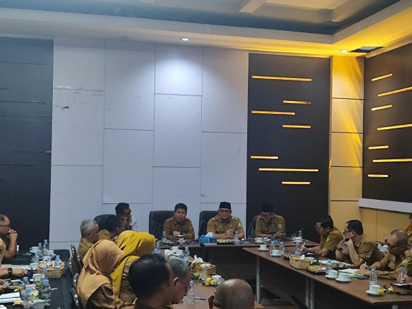Wujudkan SDM Tangguh, Bupati Sambas Instruksikan Perangkat Daerah Hilangkan Ego Sektoral